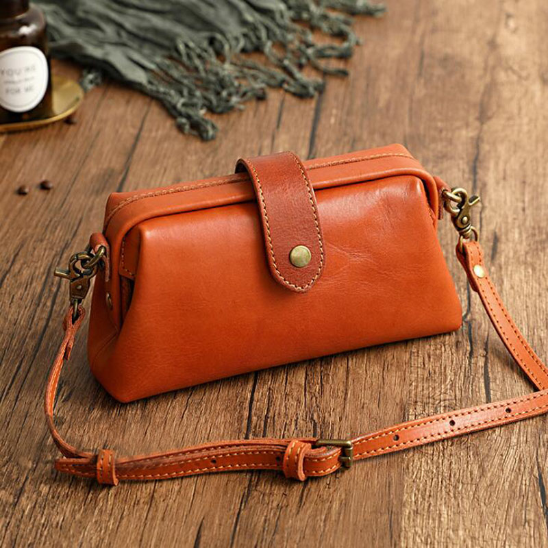 Doctor Bag Leather - Borsa a tracolla da donna in