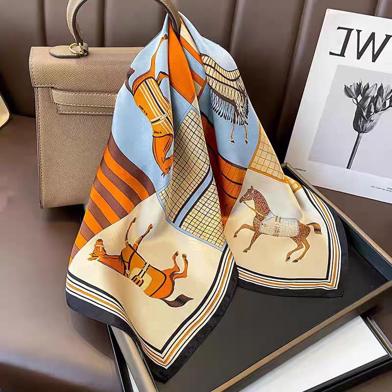 Foulard Quadrato di Lusso 100% - Women'S Bags Holiday recensione e prezzo